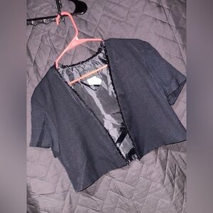 John Robert’s Black Boxy Cropped Short Sleeve Top